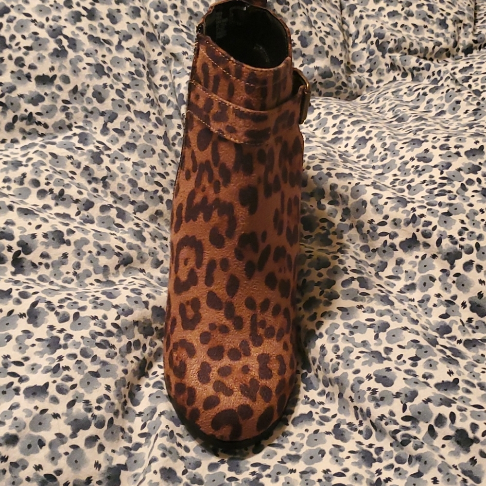Ankle Boots - Picture 3 of 3